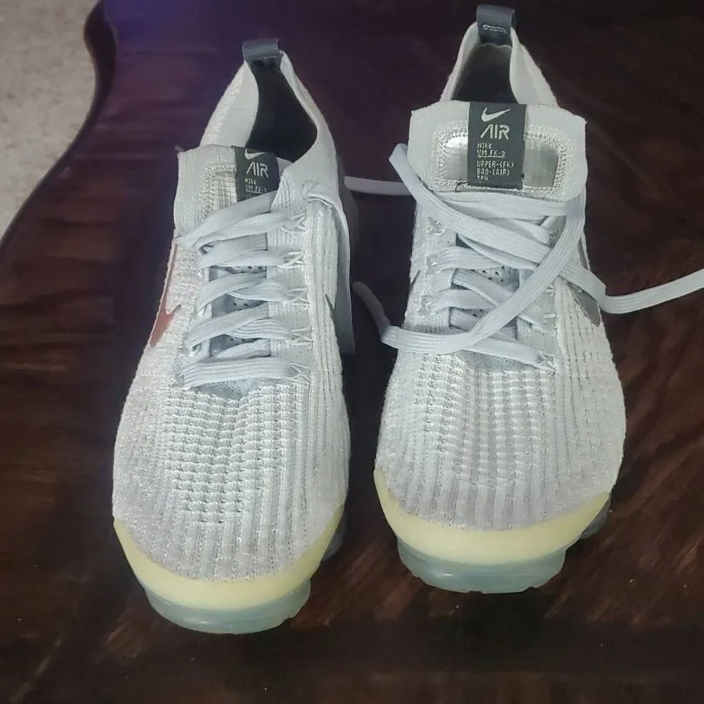 NIKE AIR VAPORMAX FLYKNIT 3 WOMENS - Picture 2 of 5